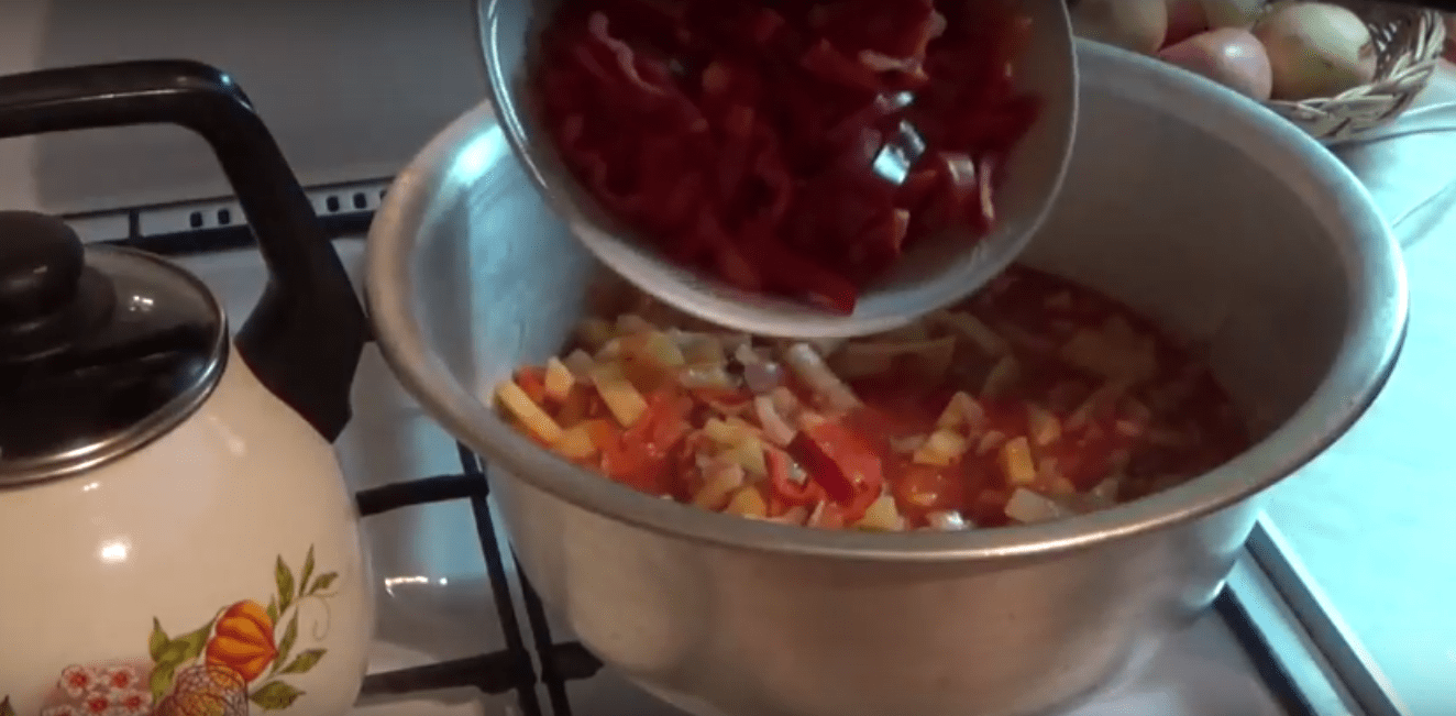 Лечо из болгарского перца на зиму - пальчики оближешь. Простые рецепты с томатной пастой | img 59a998388a2a2
