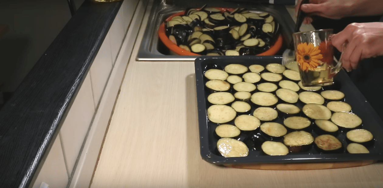 Баклажаны, запеченные в духовке: быстрые и вкусные рецепты | img 59d1feca7af19