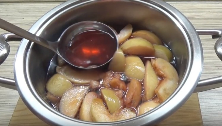 Компот из замороженной вишни - 5 простых рецептов вишневого компота