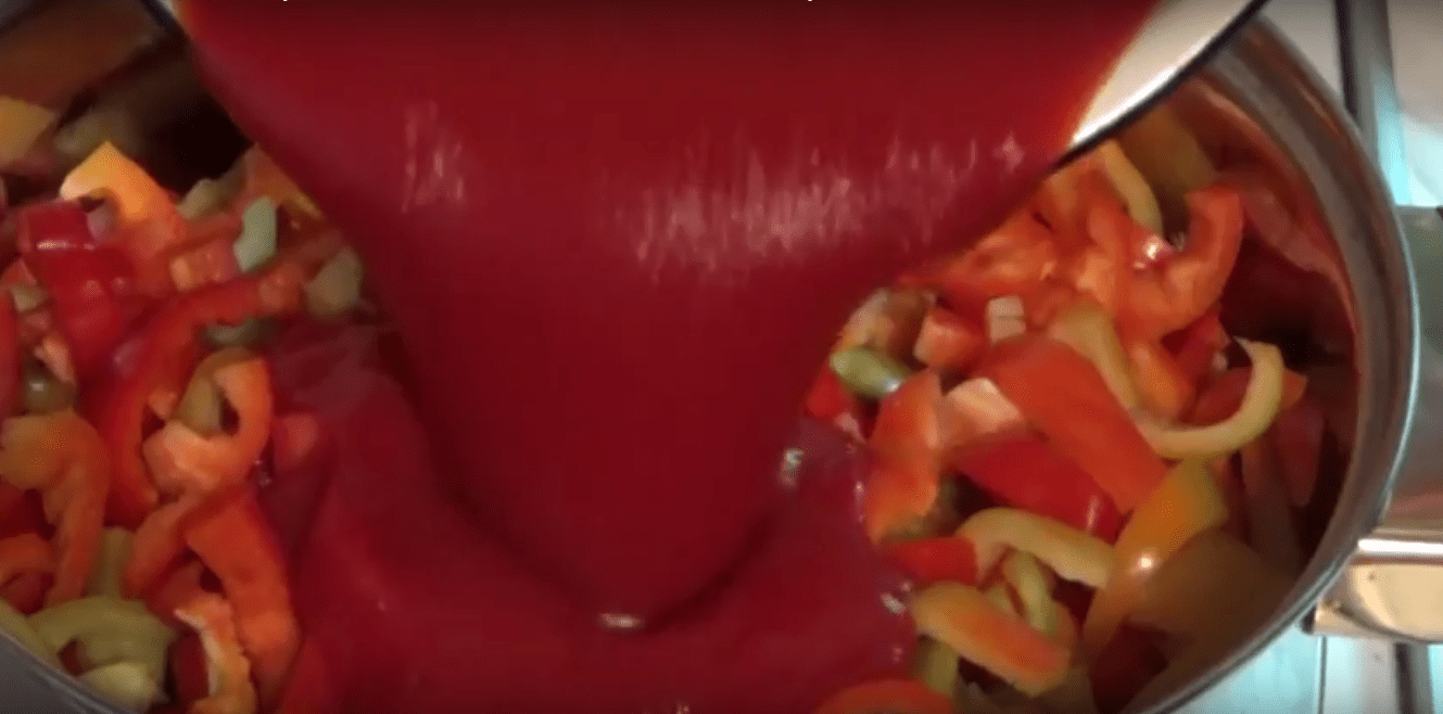 Лечо из болгарского перца на зиму - пальчики оближешь. Простые рецепты с томатной пастой | img 59a8520637b76