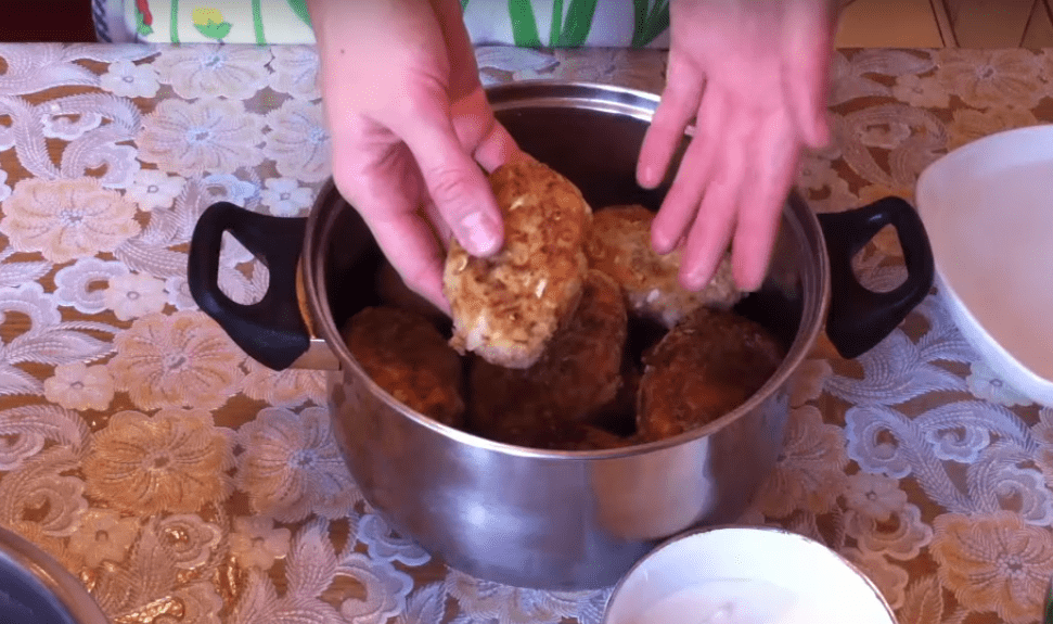 Ленивые голубцы: 5 пошаговых рецептов приготовления в духовке, мультиварке, кастрюле и на сковороде | img 59e36338c0e46