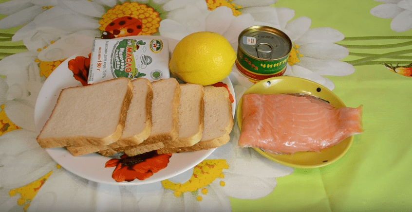 Бутерброды на праздничный стол с рыбой и икрой: очень вкусные и простые новогодние рецепты | img 5a33fae7e6105