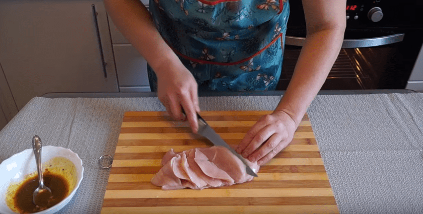 Куриная грудка в духовке: рецепты приготовления сочного куриного филе | img 5a41ff02ba7b4