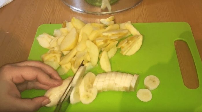 Шарлотка с бананом - 6 проверенных рецептов обалденного бананового пирога | img 5a7464d2d547a