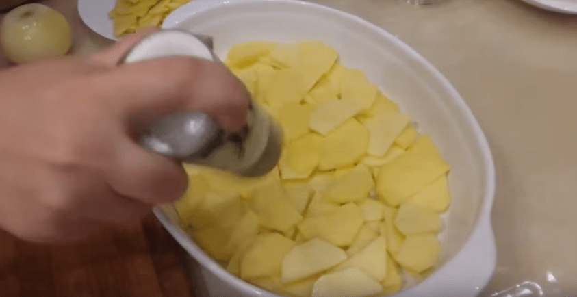 Картофельная запеканка с фаршем - Топ 5 рецептов мясной запеканки в духовке | img 5a7c7c1031155