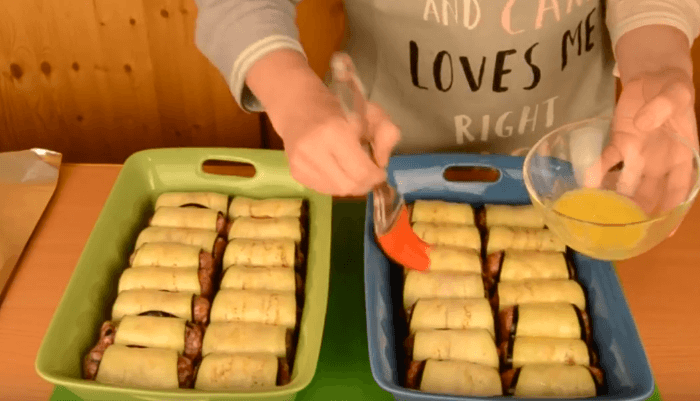 Рулетики из баклажанов с разными начинками: 9 пошаговых рецептов