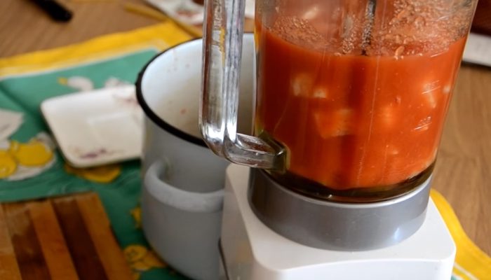 Кетчуп с болгарским перцем на зиму - 7 простых рецептов приготовления