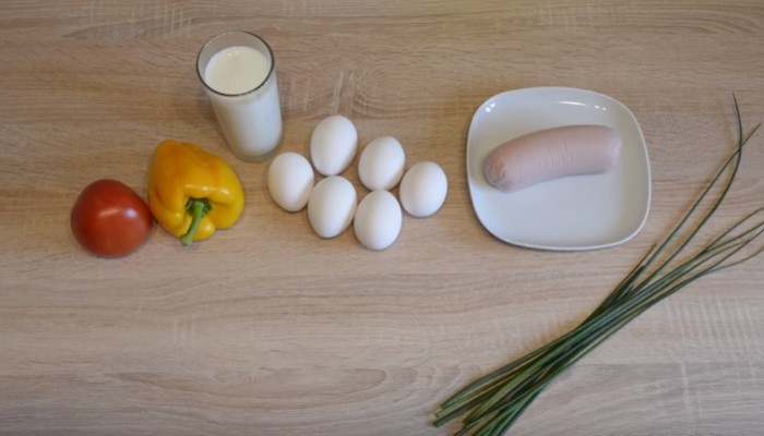 Омлет с молоком и яйцом на сковороде - 6 рецептов пышного омлета | tbs64jdgj75g