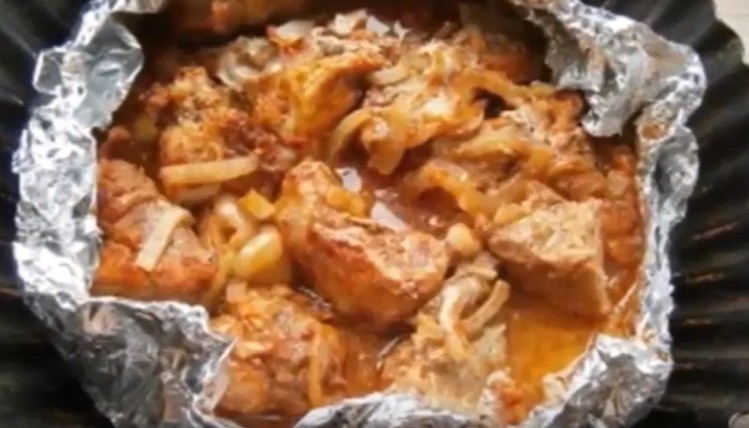 Шашлык из свинины в духовке: 6 рецептов приготовления без шампуров в домашних условиях | thateh35hdf