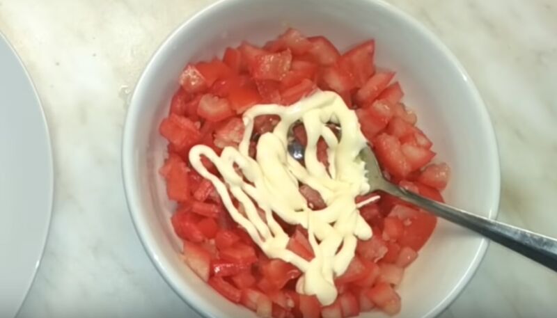 Салат с чесночными гренками ⋆ как приготовить пошаговый рецепт с фото и видео, каллорийность, ингредиенты
