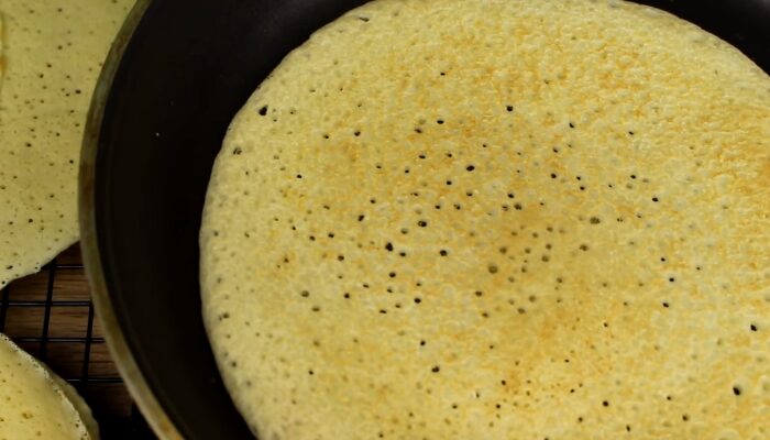 Тонкие блины на воде с дырочками рецепт с фото яйцами пошаговый кипятком пошагово