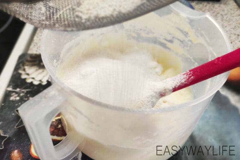 Приготовление бисквитного теста для торта с кремом маскарпоне рис 4