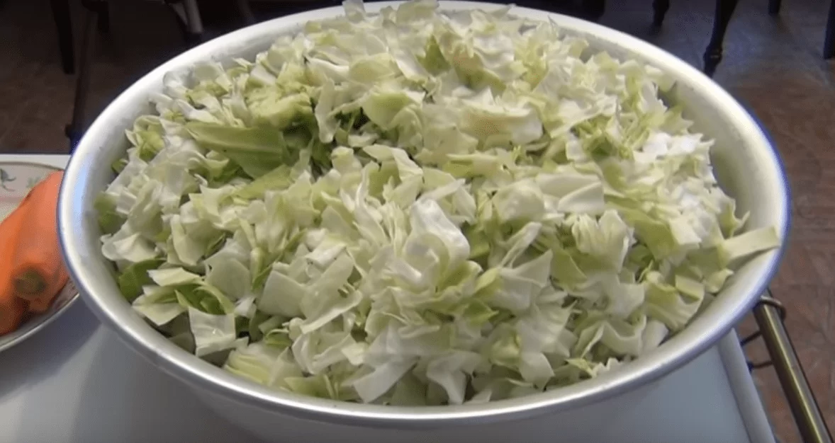 Салат из капусты: 8 очень простых и вкусных проверенных рецептов | img 59dfae4f4223e