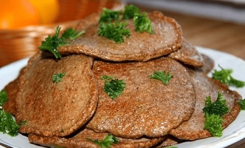 Блинный пирог с начинкой - оригинальные рецепты слоеных блинов с мясом | pechenochnye oladiy