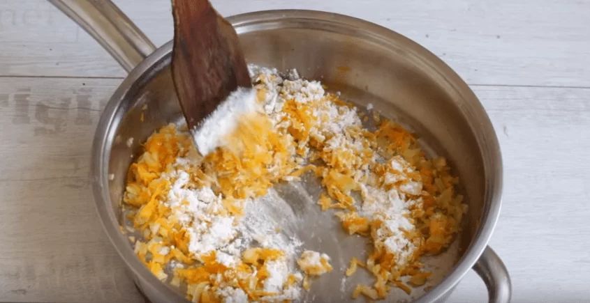 Тефтели с фаршем и рисом на сковороде - как приготовить вкусные "ежики" | img 5a9043fed813d