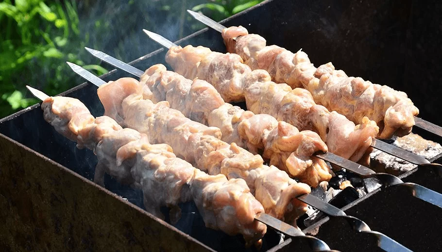 Шашлык из курицы - как приготовить самый вкусный маринад, чтобы мясо было мягким и сочным | img 5ad8b93ec9102