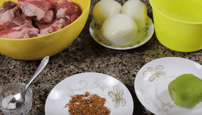 Как приготовить шашлык из свинины на мангале? Топ 10 самых вкусных рецептов | img 5adb2ad18caf3