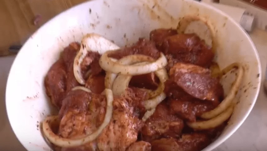 Маринад для шашлыка из свинины - 14 рецептов которые сделают мясо мягким и сочным | img 5adddc203028d