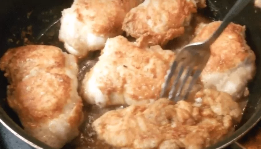 Куриные бедра на сковороде: как правильно и вкусно пожарить бедрышки | img 5aedaf2ab36d1