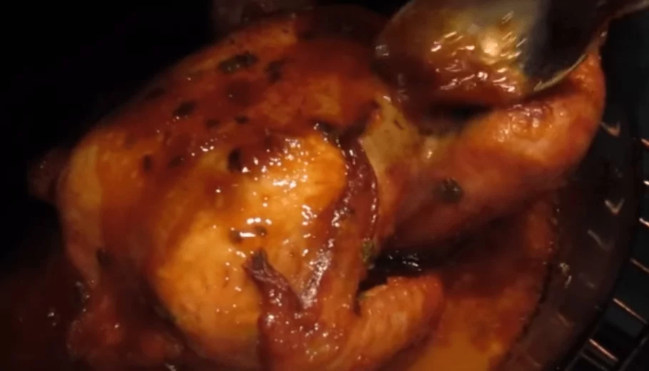 Курица в духовке - простые рецепты запекания птицы целиком | img 5af461fb1758d