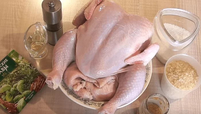 Фаршированная курица в духовке: рецепты приготовления тушки целиком | img 5af8056152bac