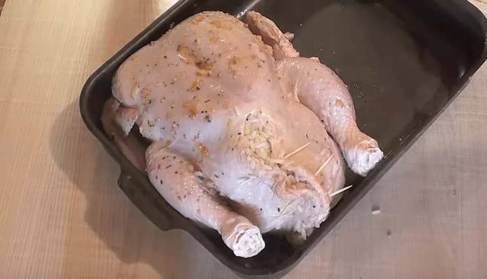Фаршированная курица в духовке: рецепты приготовления тушки целиком | img 5af80e0272a82