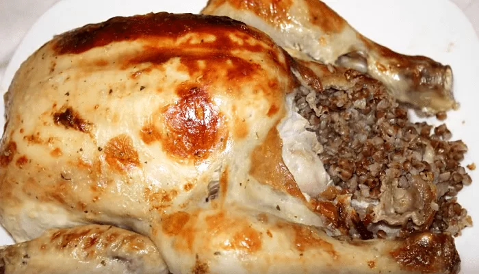 Фаршированная курица в духовке: рецепты приготовления тушки целиком | img 5af8107c42d2b