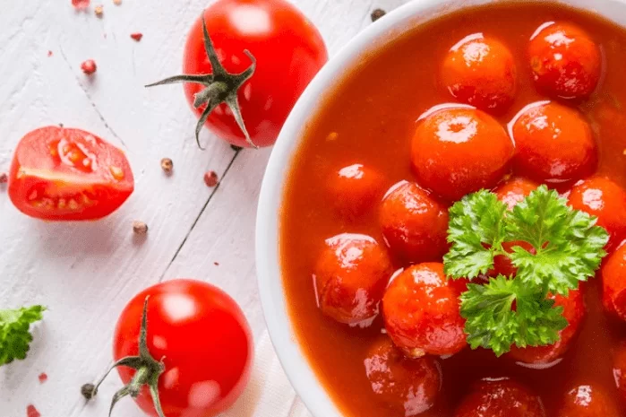 Малосольные огурцы быстрого приготовления с чесноком и зеленью | pomidory v sobstvennom soku