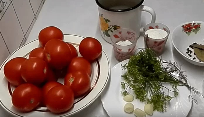 Маринованные помидоры быстрого приготовления - 5 ну очень вкусных рецептов | img 5b4120626d72b