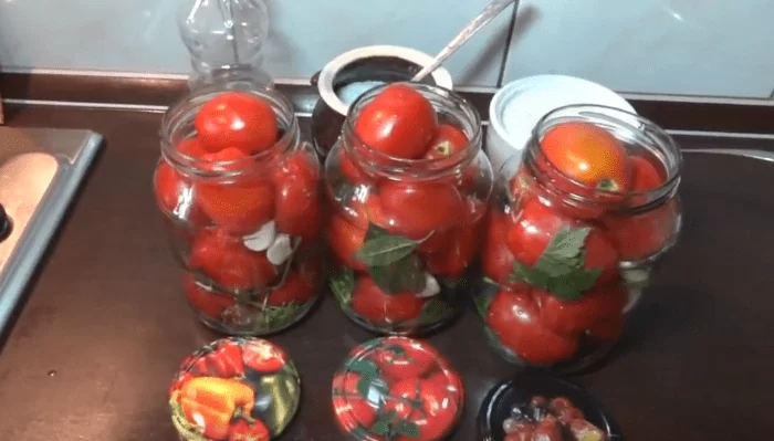Маринованные помидоры быстрого приготовления - 5 ну очень вкусных рецептов | img 5b41e1b3b0432