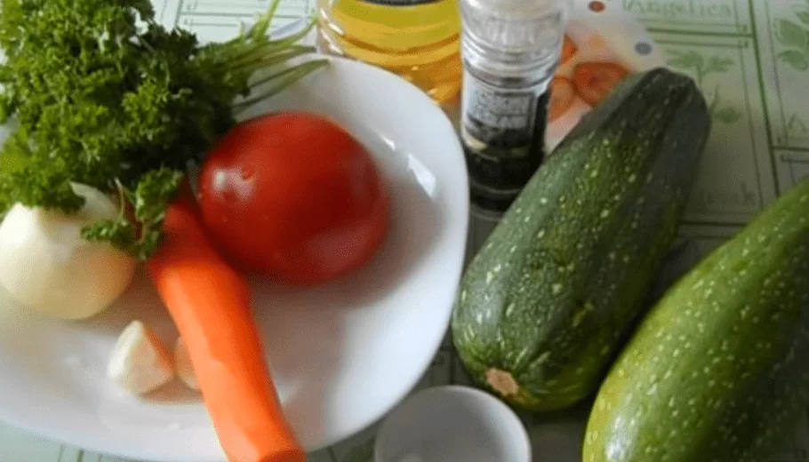 Тушеные кабачки с овощами - как тушить кабачки на сковороде и в кастрюле | img 5b45d7b297373