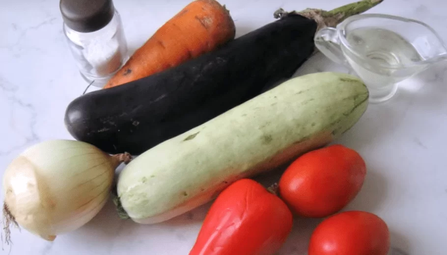 Тушеные кабачки с овощами - как тушить кабачки на сковороде и в кастрюле | img 5b45df1230a8c