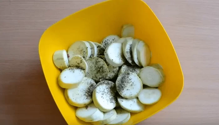 Тушеные кабачки с овощами - как тушить кабачки на сковороде и в кастрюле | img 5b461629db5fb