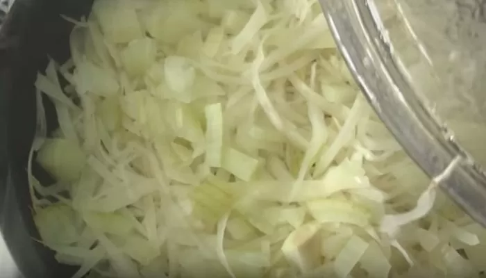 Тушеная капуста на сковороде: 12 рецептов как потушить капусту вкусно и правильно | ewrc wecw we e1537441955156