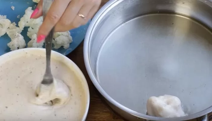 Цветная капуста в кляре на сковороде: 7 способов сделать вкусный кляр | ndynd ndtyn 68 e1537023044183