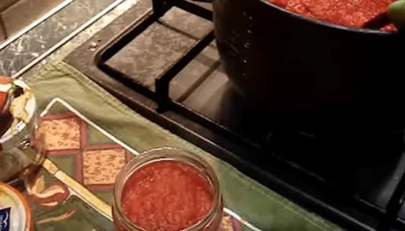 Домашняя томатная паста на зиму: простые рецепты приготовления густой пасты | qwdvdfb imtnbv 4678 e1535894210708