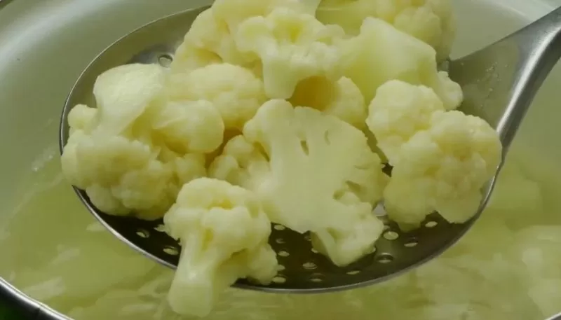 Цветная капуста в кляре на сковороде: 7 способов сделать вкусный кляр | ynynsr hmd