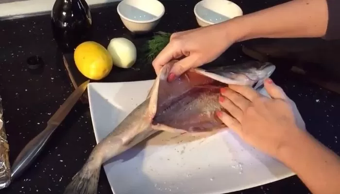 Горбуша в духовке - как запечь рыбу, чтобы она была сочная | dtymdytdty e1543080458866