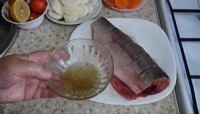 Горбуша в духовке - как запечь рыбу, чтобы она была сочная | dudmdtumdtmdt e1543137583792