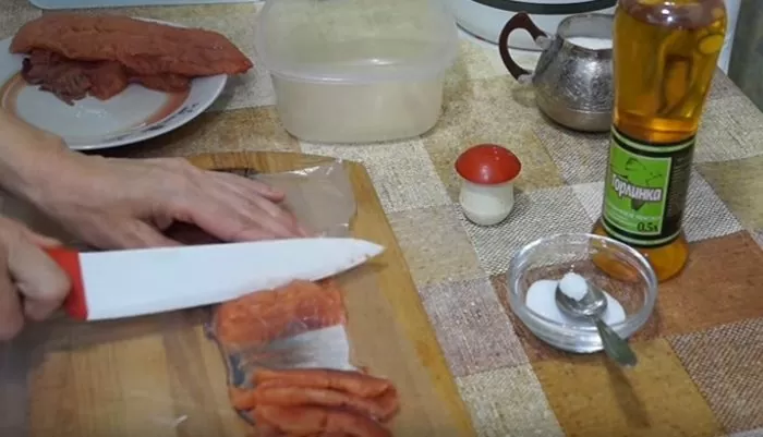 Малосольная горбуша в домашних условиях - как засолить рыбу вкусно и быстро | oiifbfdfb dfb e1541330019183