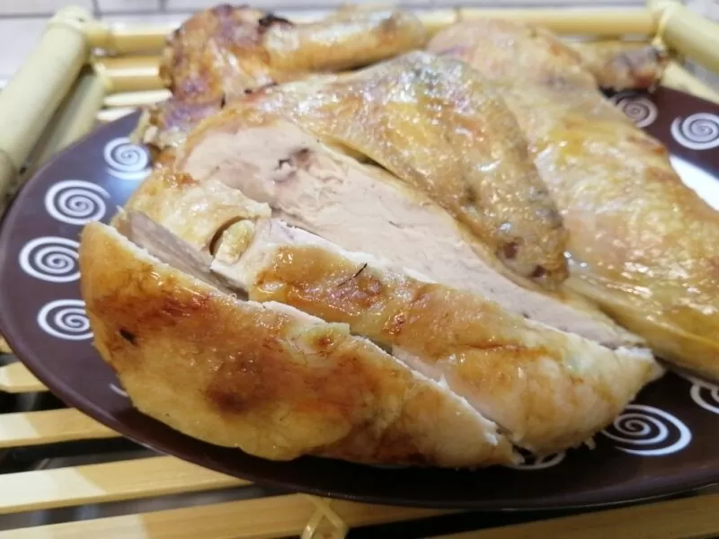 Курица в духовке на соли целиком с хрустящей корочкой | glavne foto